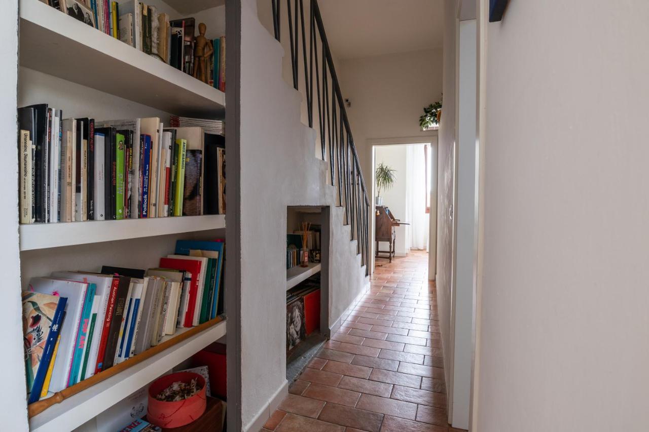 B&B Giorni Dipinti ฟลอเรนซ์ ภายนอก รูปภาพ